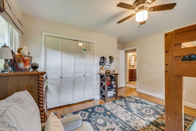 413 Holly Street, Mount Carmel, TN 37645
