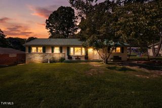 413 Holly Street, Mount Carmel, TN 37645
