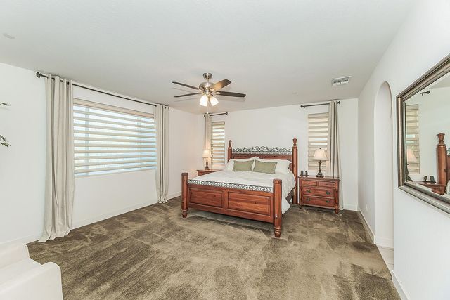 400 Ridge Creek Estates Way, Dinuba, CA 93618