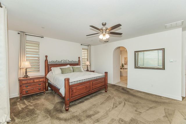 400 Ridge Creek Estates Way, Dinuba, CA 93618