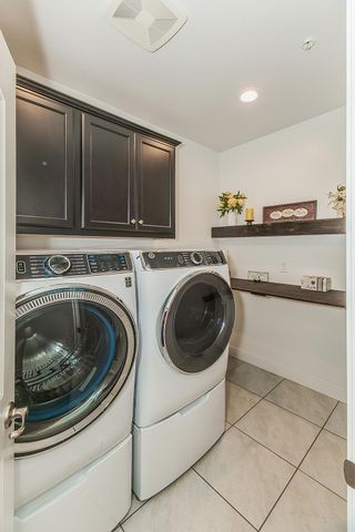 400 Ridge Creek Estates Way, Dinuba, CA 93618