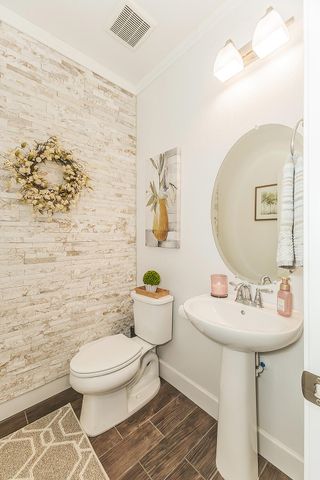 400 Ridge Creek Estates Way, Dinuba, CA 93618