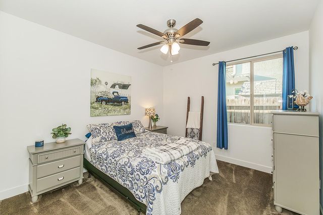 400 Ridge Creek Estates Way, Dinuba, CA 93618