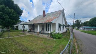 2101 S Main St, Springfield, TN 37172