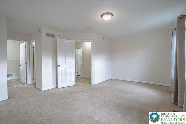 278 Milkweed Drive, Upper Macungie Twp, PA 18104