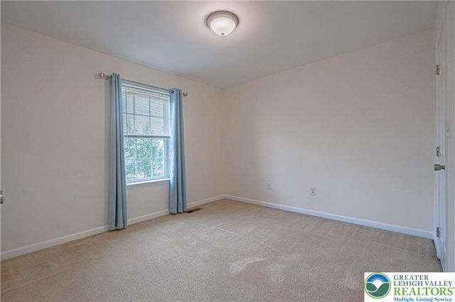 278 Milkweed Drive, Upper Macungie Twp, PA 18104