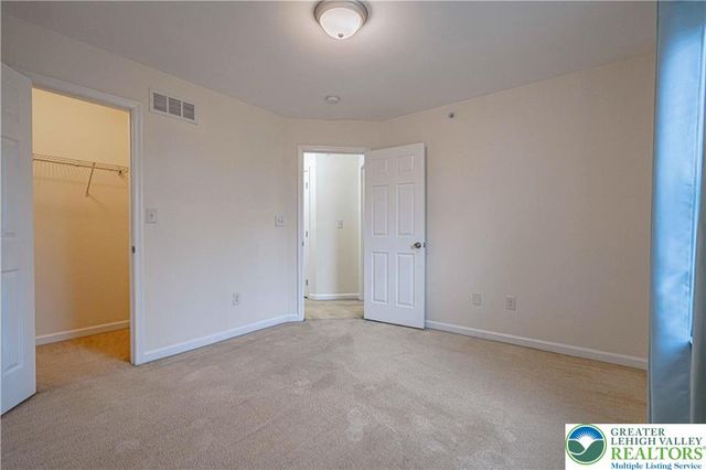 278 Milkweed Drive, Upper Macungie Twp, PA 18104