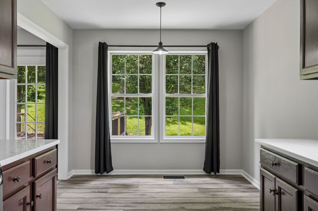 1062 Heatherwood Rd, Pleasant View, TN 37146