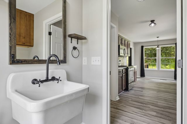 1062 Heatherwood Rd, Pleasant View, TN 37146