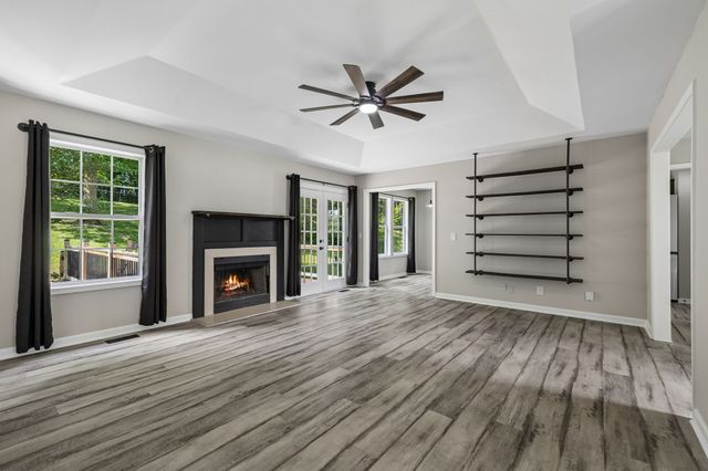 1062 Heatherwood Rd, Pleasant View, TN 37146