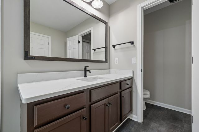 1062 Heatherwood Rd, Pleasant View, TN 37146