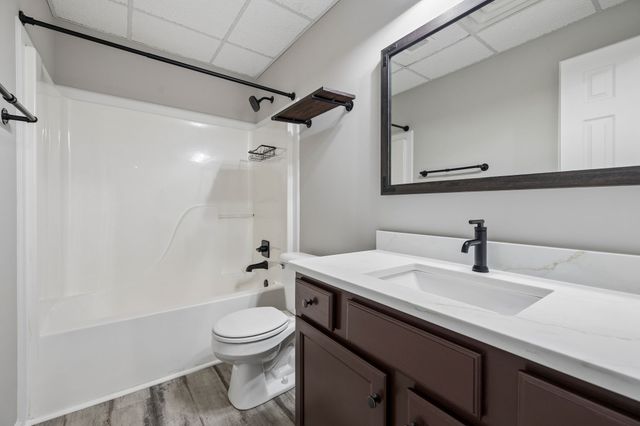 1062 Heatherwood Rd, Pleasant View, TN 37146