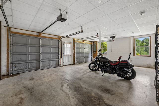 1062 Heatherwood Rd, Pleasant View, TN 37146