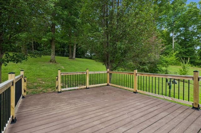 1062 Heatherwood Rd, Pleasant View, TN 37146