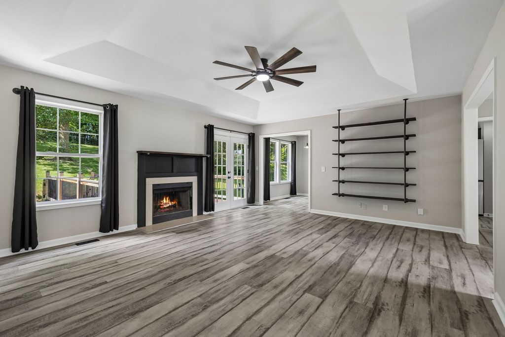 1062 Heatherwood Rd, Pleasant View, TN 37146