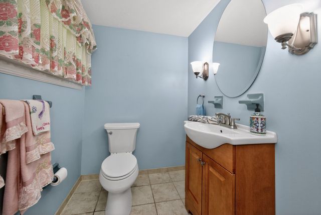 43 N MARMIC DR, Southampton, PA 18966