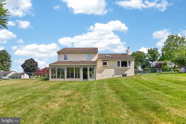 43 N MARMIC DR, Southampton, PA 18966