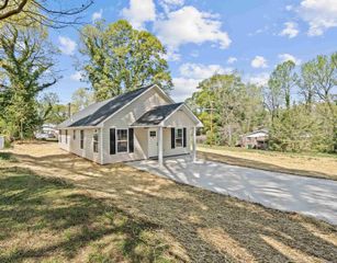 18 Gordon Street, Spartanburg, SC 29301