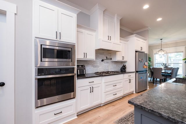 2342 Holly Hill Drive, Conway, AR 72034