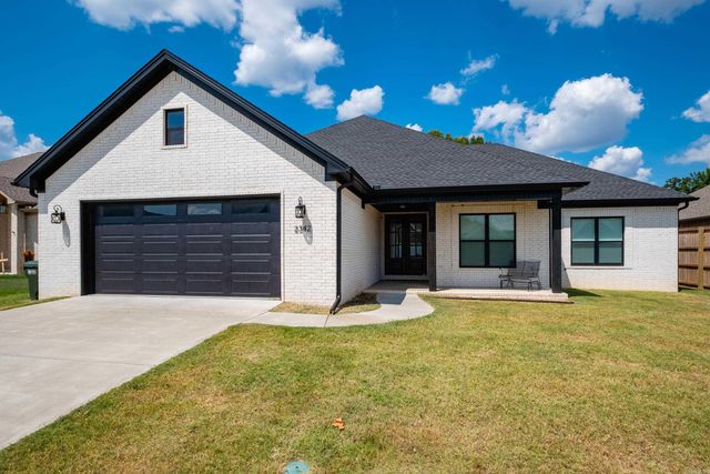2342 Holly Hill Drive, Conway, AR 72034
