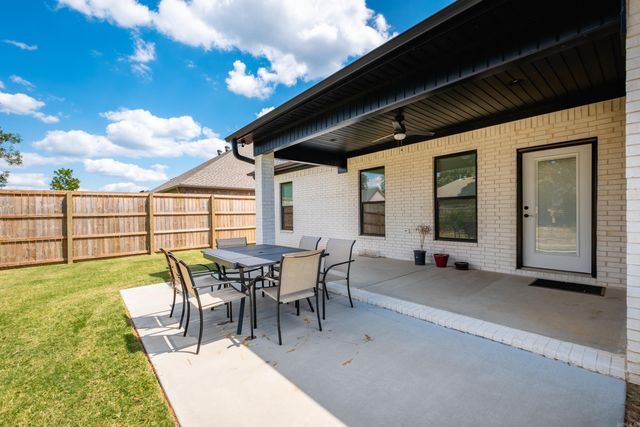 2342 Holly Hill Drive, Conway, AR 72034