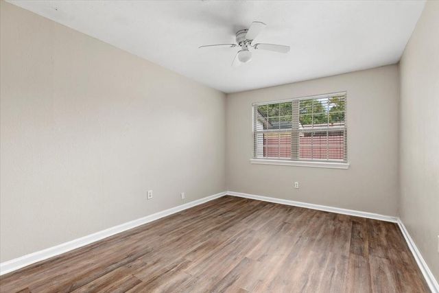 112 Grantham Road, Baytown, TX 77521