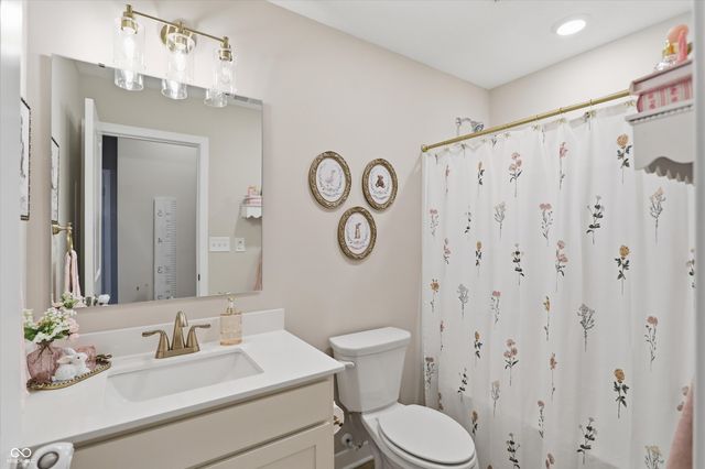 940 Borealis Drive, Franklin, IN 46131