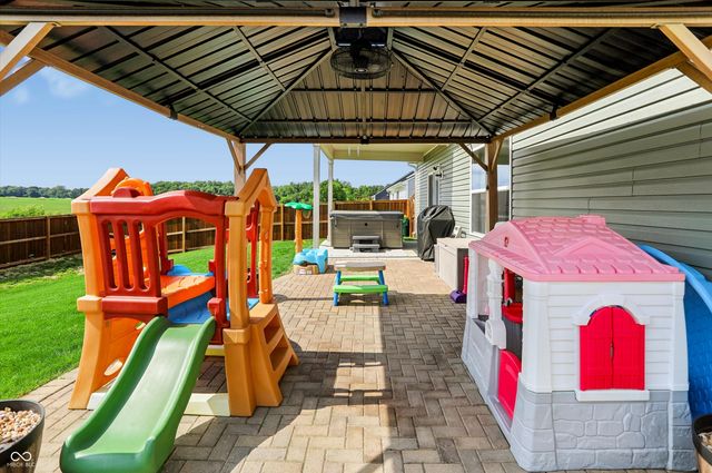 940 Borealis Drive, Franklin, IN 46131
