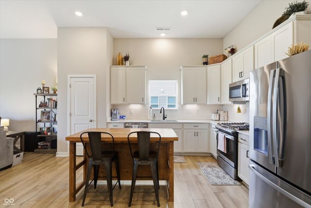 940 Borealis Drive, Franklin, IN 46131