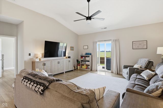 940 Borealis Drive, Franklin, IN 46131