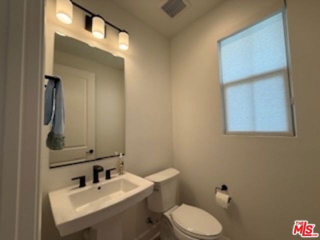 11763 Quailrun Ct., Chatsworth (los Angeles), CA 91311