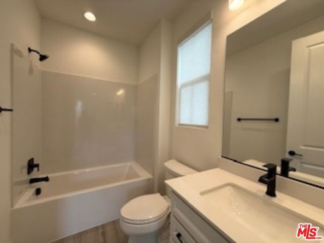 11763 Quailrun Ct., Chatsworth (los Angeles), CA 91311