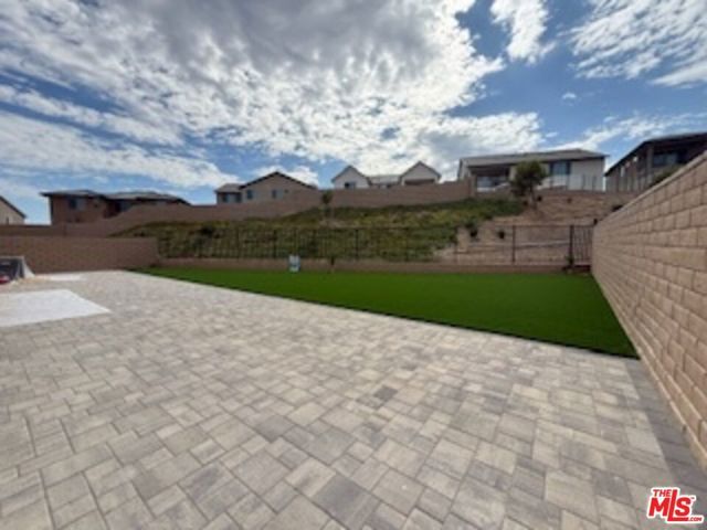 11763 Quailrun Ct., Chatsworth (los Angeles), CA 91311