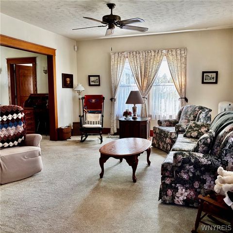 2898 Tallman Street, Wheatfield, NY 14132