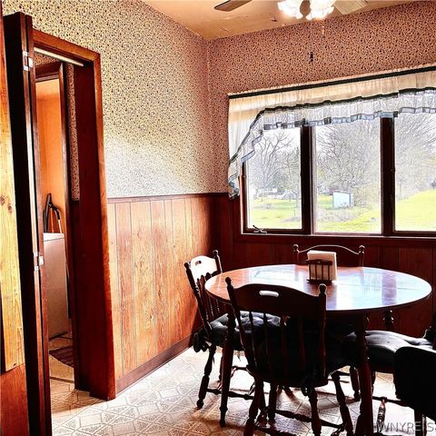 2898 Tallman Street, Wheatfield, NY 14132
