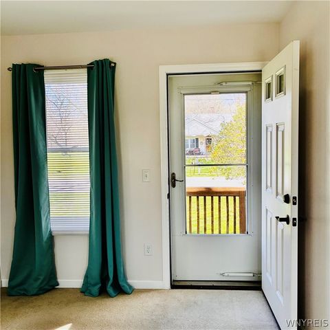 2898 Tallman Street, Wheatfield, NY 14132