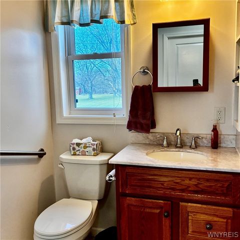 2898 Tallman Street, Wheatfield, NY 14132