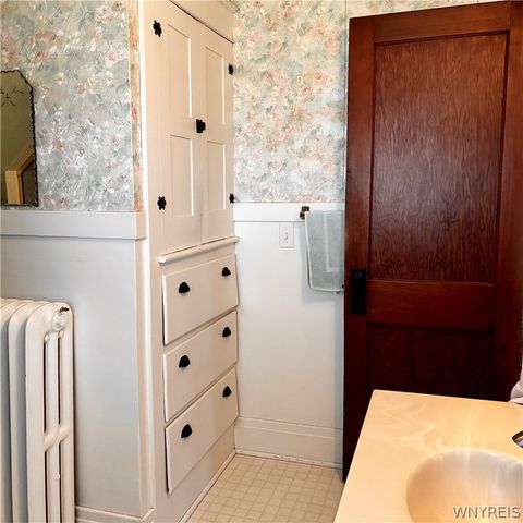 2898 Tallman Street, Wheatfield, NY 14132
