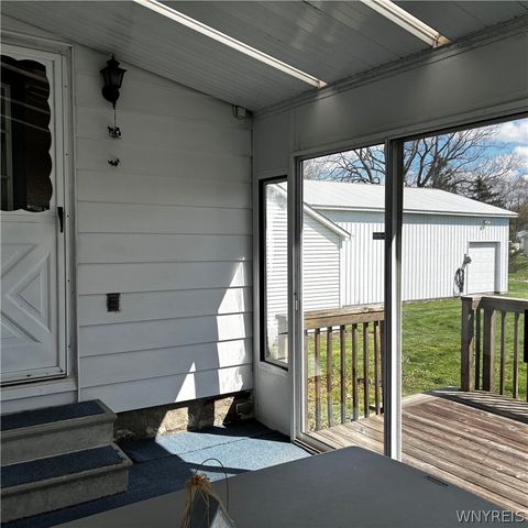 2898 Tallman Street, Wheatfield, NY 14132