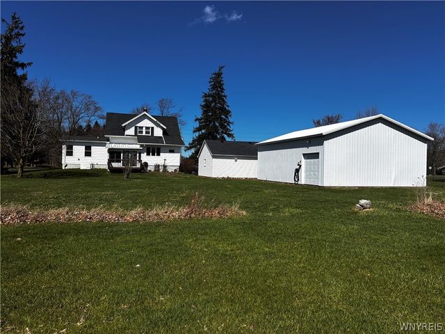 2898 Tallman Street, Wheatfield, NY 14132