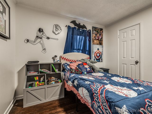 320 S 41ST West Avenue, Tulsa, OK 74127