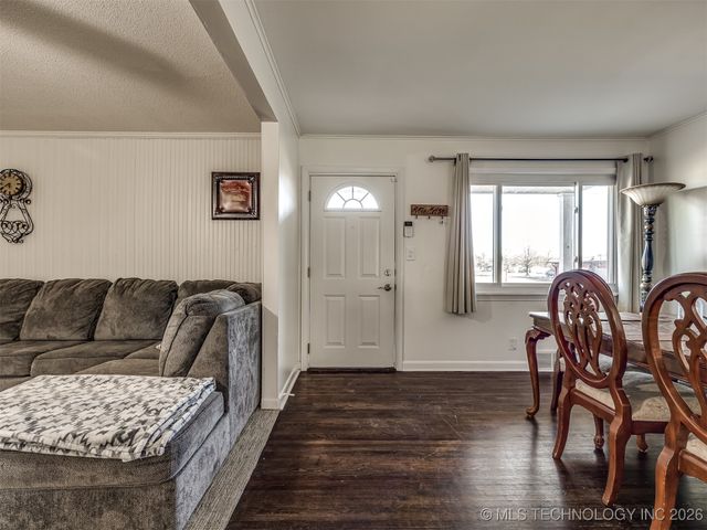 320 S 41ST West Avenue, Tulsa, OK 74127