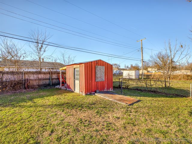 320 S 41ST West Avenue, Tulsa, OK 74127