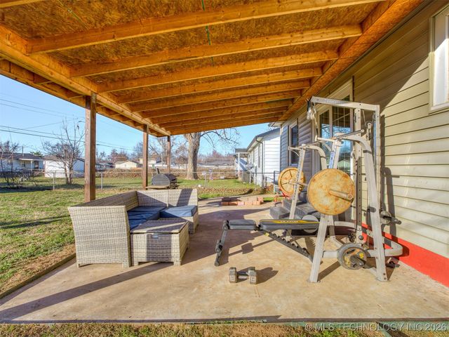 320 S 41ST West Avenue, Tulsa, OK 74127