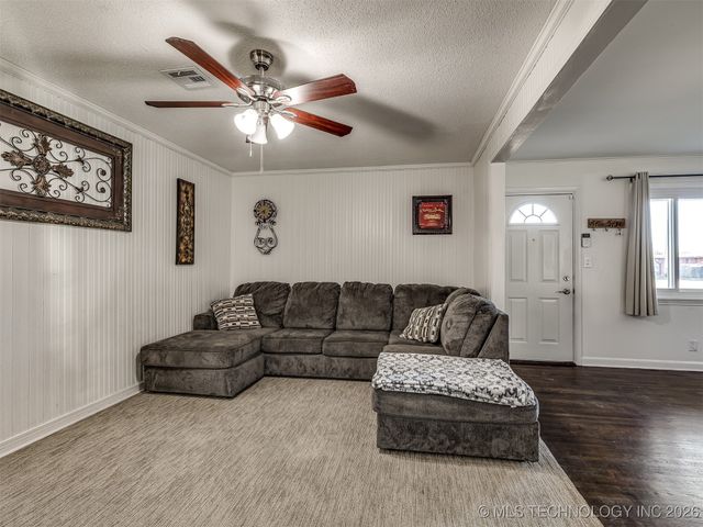 320 S 41ST West Avenue, Tulsa, OK 74127