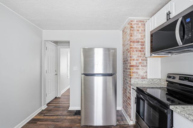 1143 Loretta Avenue, Columbus, OH 43211