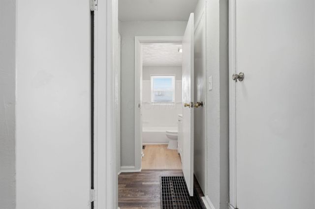 1143 Loretta Avenue, Columbus, OH 43211