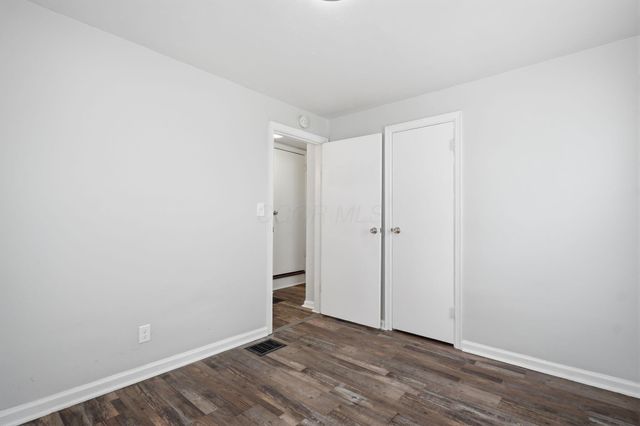 1143 Loretta Avenue, Columbus, OH 43211