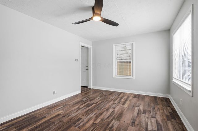 1143 Loretta Avenue, Columbus, OH 43211