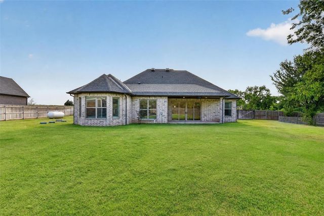 2580 Hayfield Way, Guthrie, OK 73044